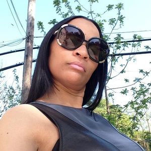 Meet your Posher, Latonya